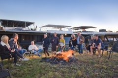 Houseboats-by-fire-edit